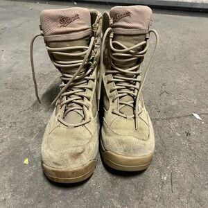 Danner Men's Beige Combat Boots